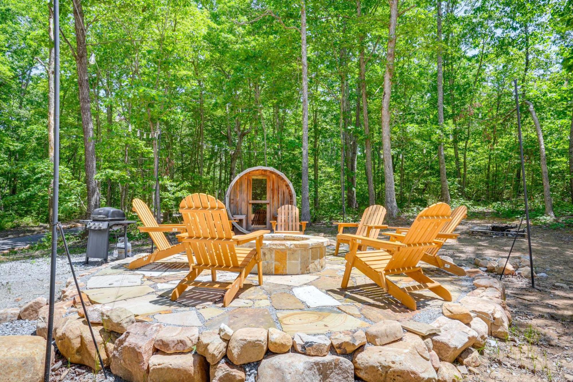 Monteagle Cabin With Swim Spa, Sauna And Fire Pit! Exterior photo